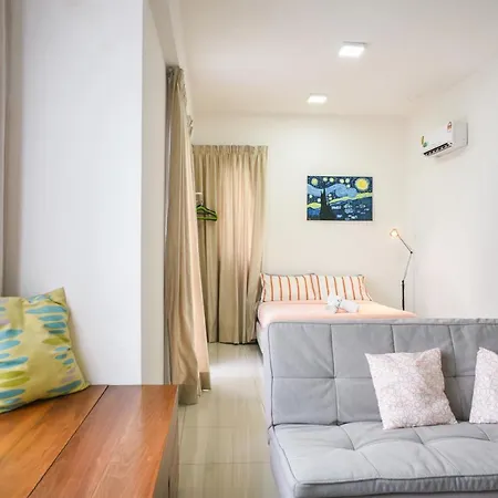 Damen Subang By Widebed Apartment Subang Jaya Exterior photo