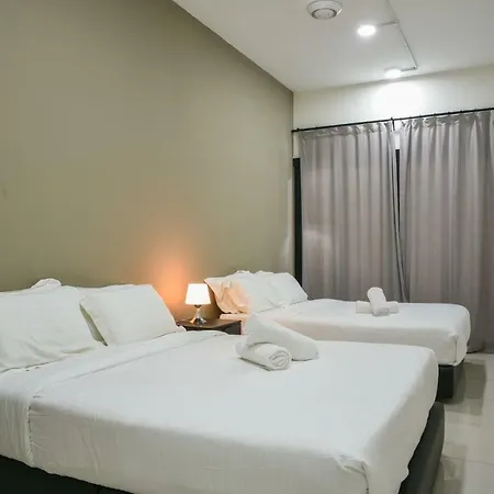 Damen Subang By Widebed Apartment Subang Jaya Exterior photo