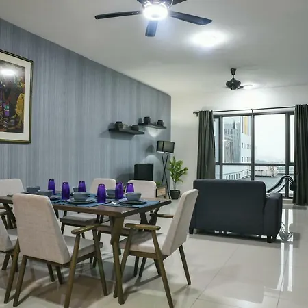 Damen Subang By Widebed Apartment Subang Jaya Exterior photo