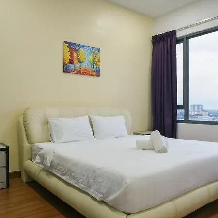 Damen Subang By Widebed Apartment Subang Jaya Exterior photo