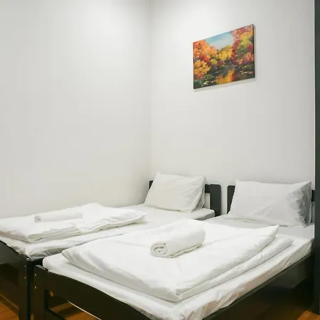Damen Subang By Widebed Apartment Subang Jaya Exterior photo