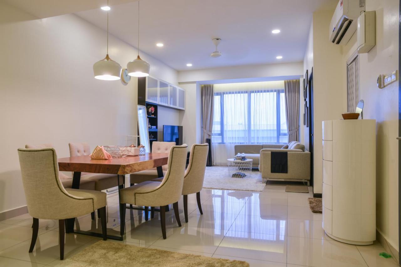 Damen Subang By Widebed * Subang Jaya