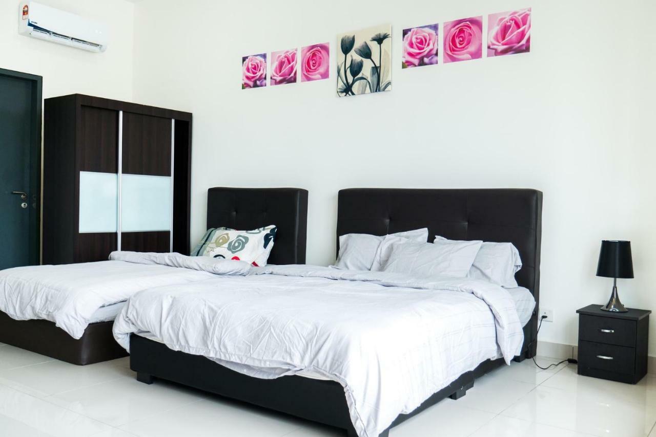 Damen Subang By Widebed Apartment
