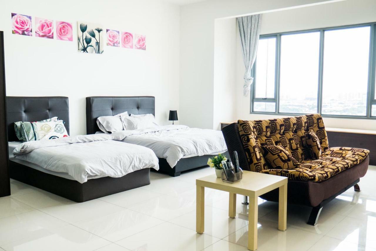 Damen Subang By Widebed * Subang Jaya